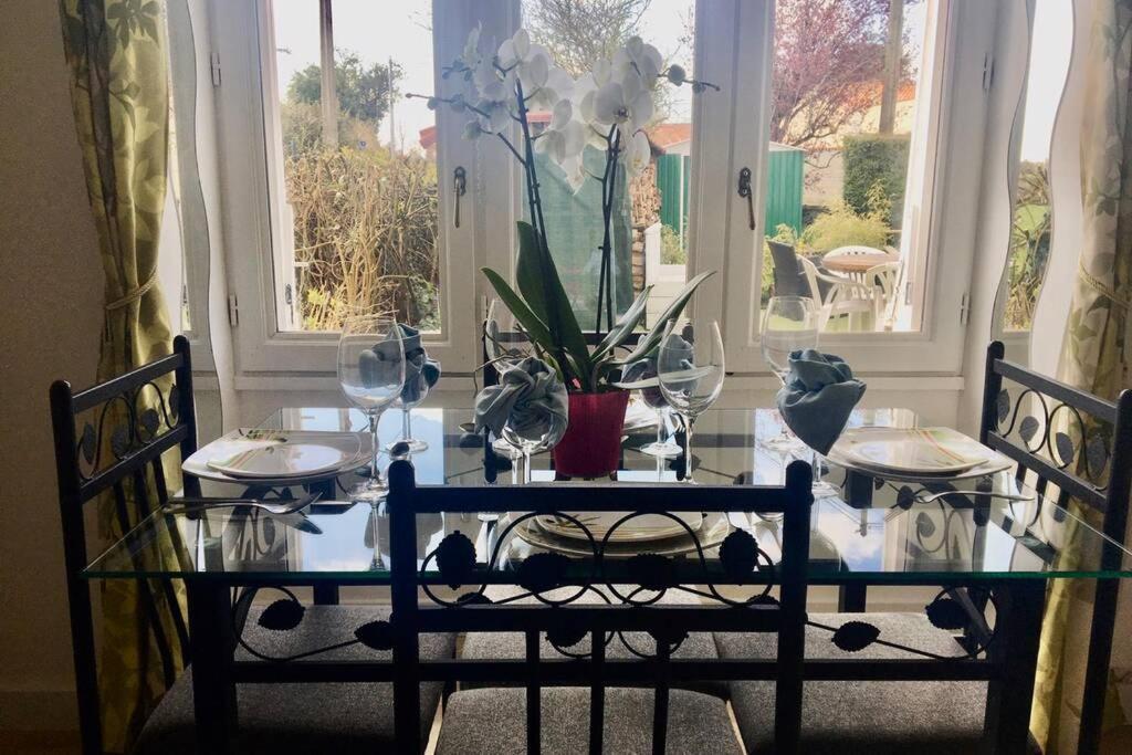 Magnifique maison 80m² avec extérieur Saint-Michel-le-Cloucq Exterior foto